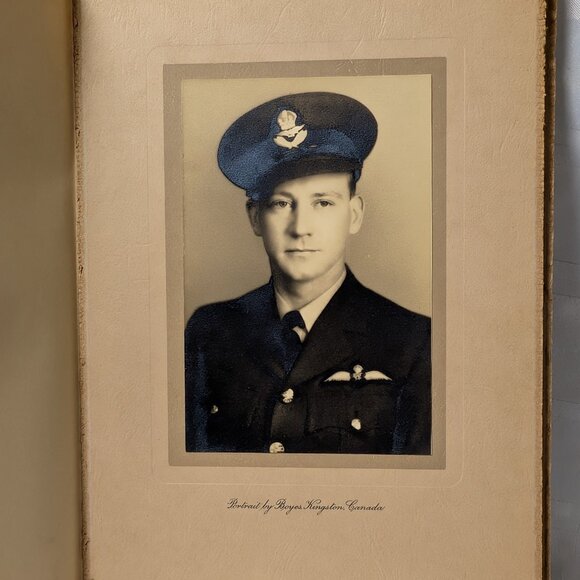 MILITARY AIR FORCE SOLDIER RCAF ANTIQUE CABINET PHOTO CANADA CANADIAN KINGSTON - Picture 3 of 10